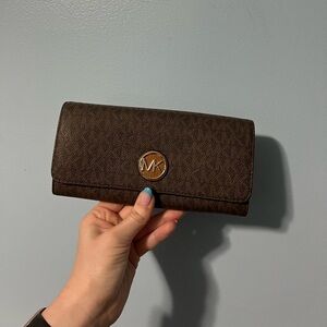 MK wallet